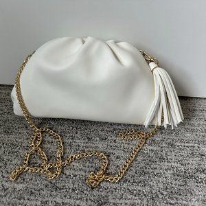 UNDERSTATED LEATHER Leather Chain Linked Crossbody Bag